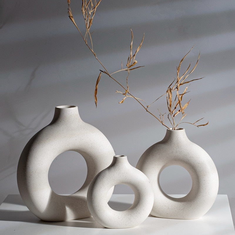 Nordic Circular Hollow Ceramic Vase